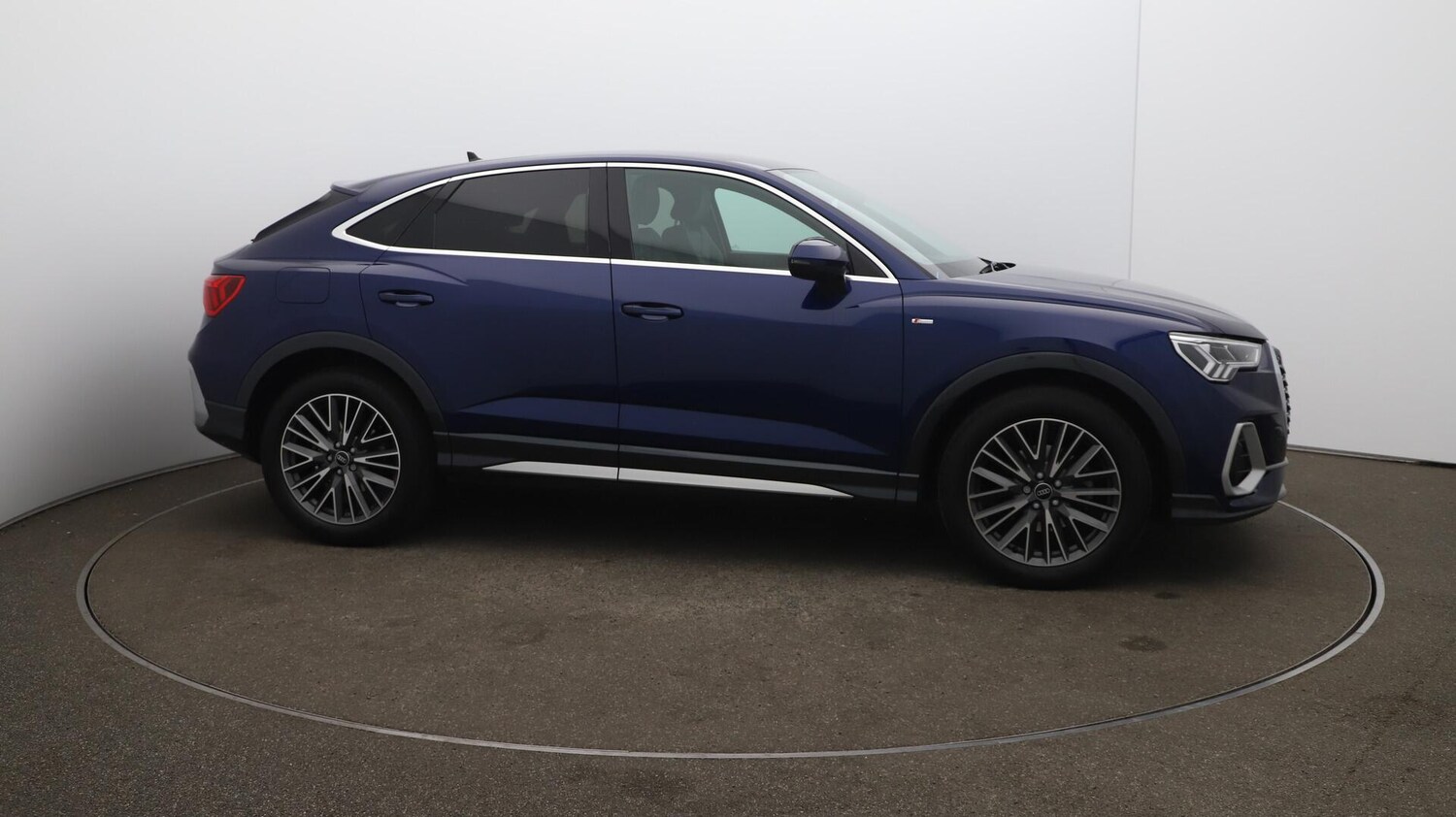 Used Audi Q3 2022 for sale - 76136354: Photo 49