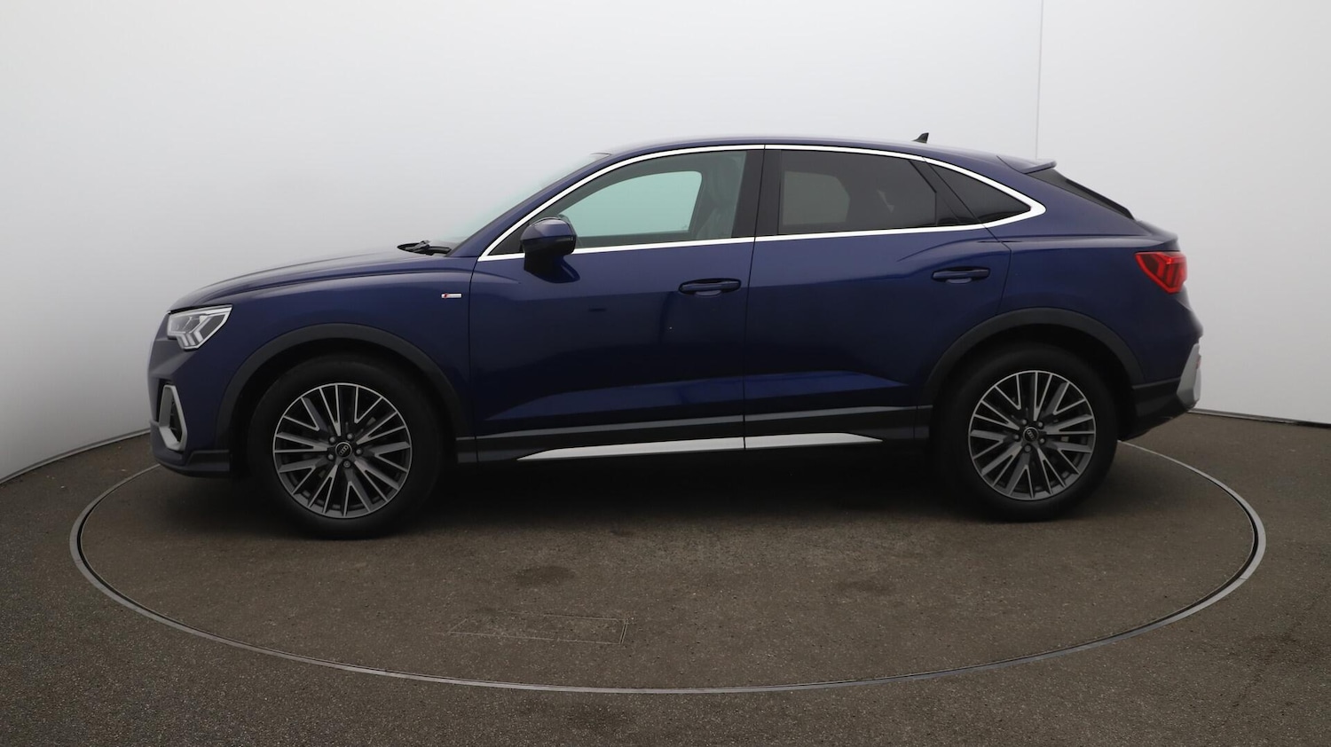 Used Audi Q3 2022 for sale - 76136354: Photo 66