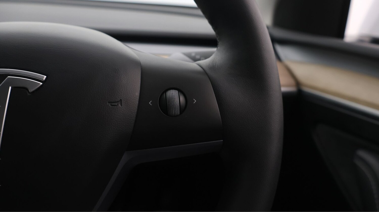 Used Tesla Model Y for sale - 77195140: Photo 23