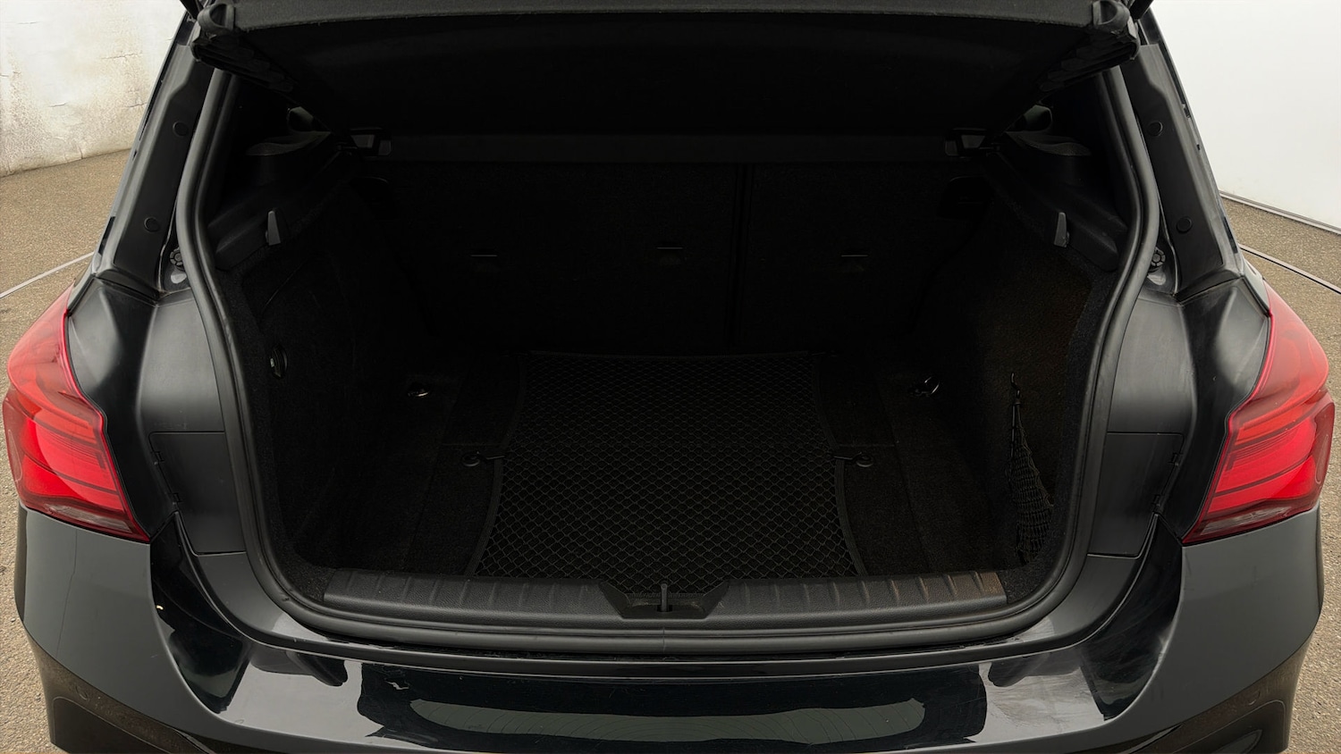 Used BMW 1 Series 2019 for sale - 78039516: Photo 16