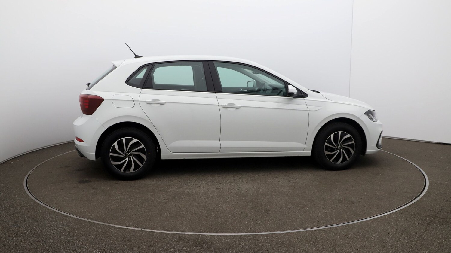 Used Volkswagen Polo for sale - 76810205: Photo 41