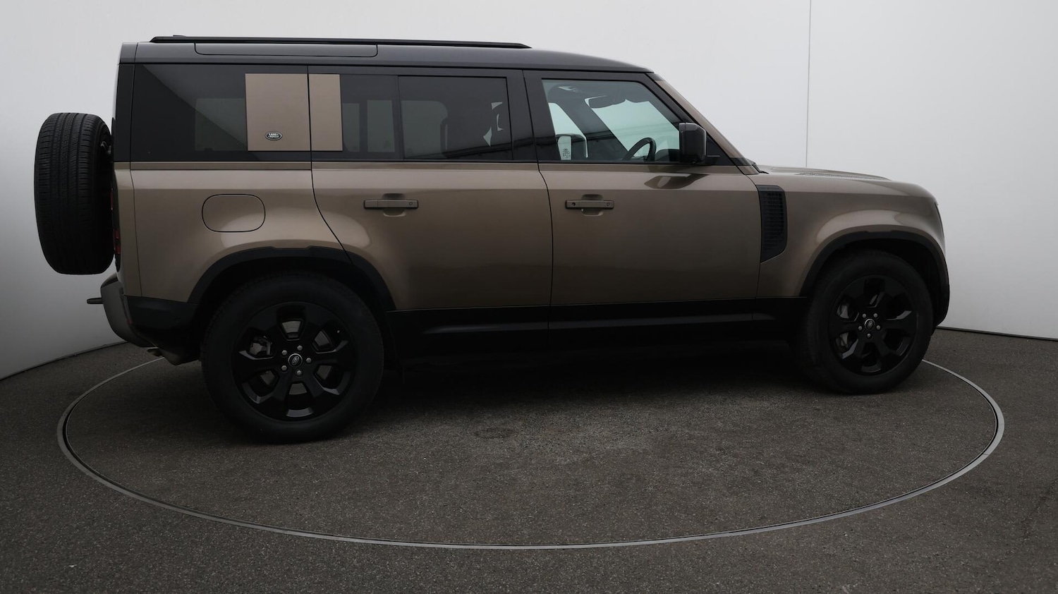 Used Land Rover Defender 110 2022 for sale - 76072944: Photo 54