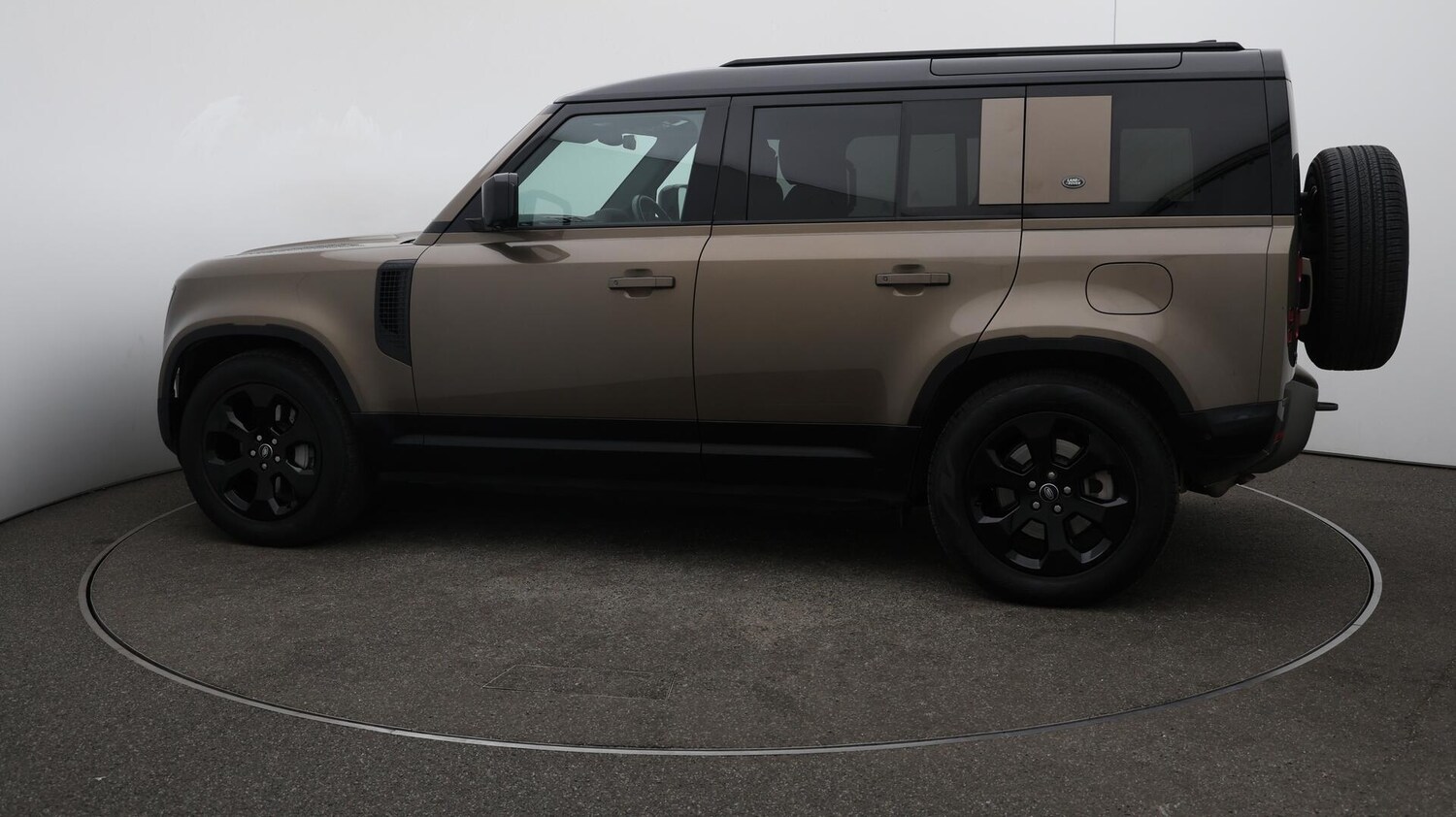 Used Land Rover Defender 110 2022 for sale - 76072944: Photo 61