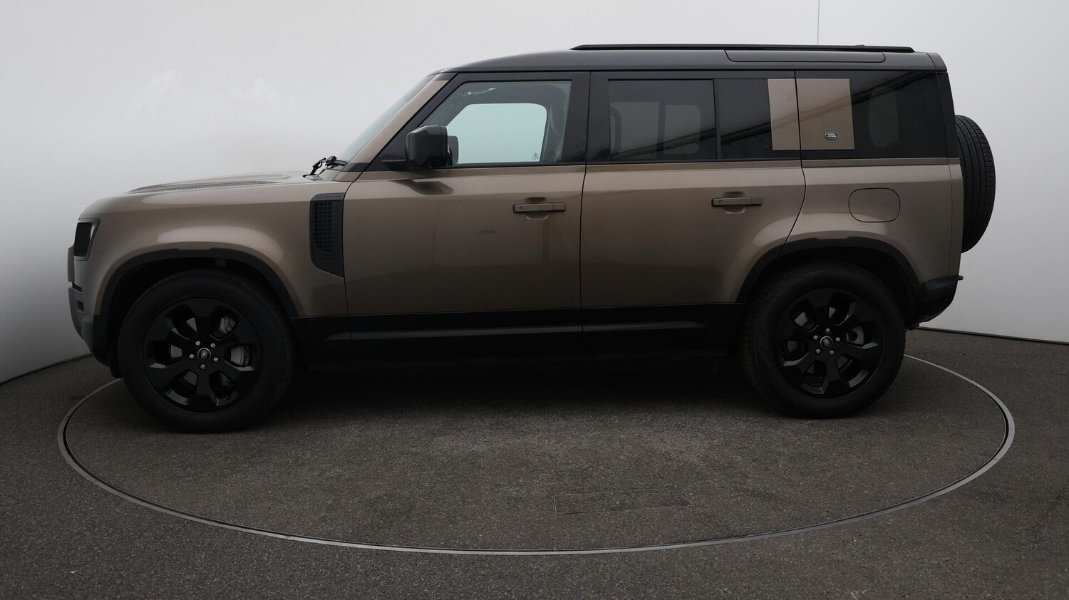 Used Land Rover Defender 110 2022 for sale - 76072944: Photo 68