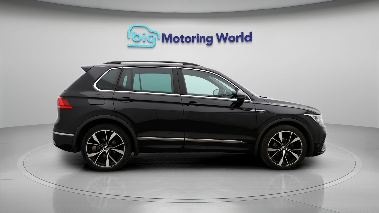 Used Volkswagen Tiguan 2023 for sale - 77662391: Photo 8