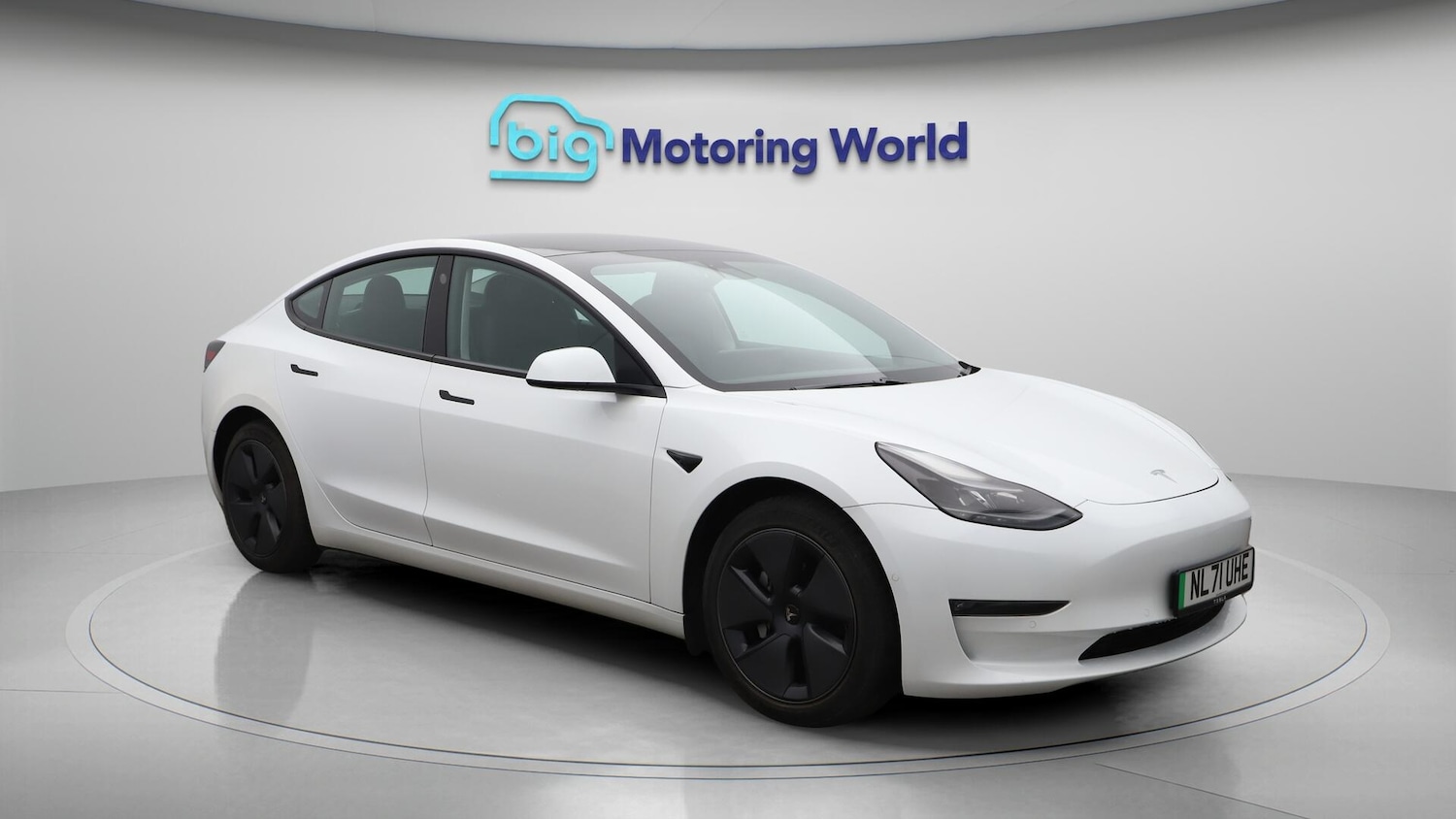 Used Tesla Model 3 2021 for sale - 76714339: Photo 2