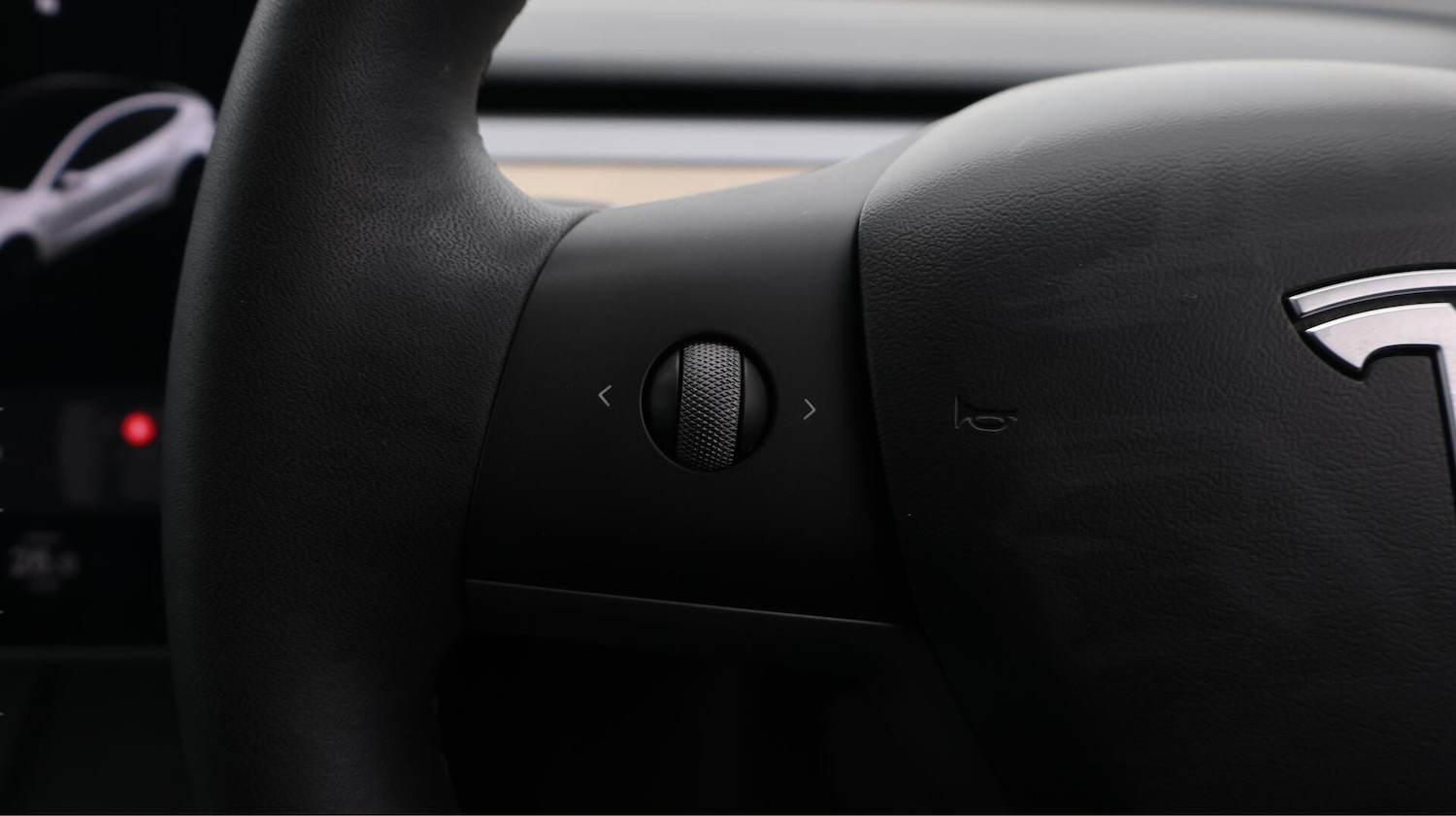 Used Tesla Model 3 2021 for sale - 76714339: Photo 26