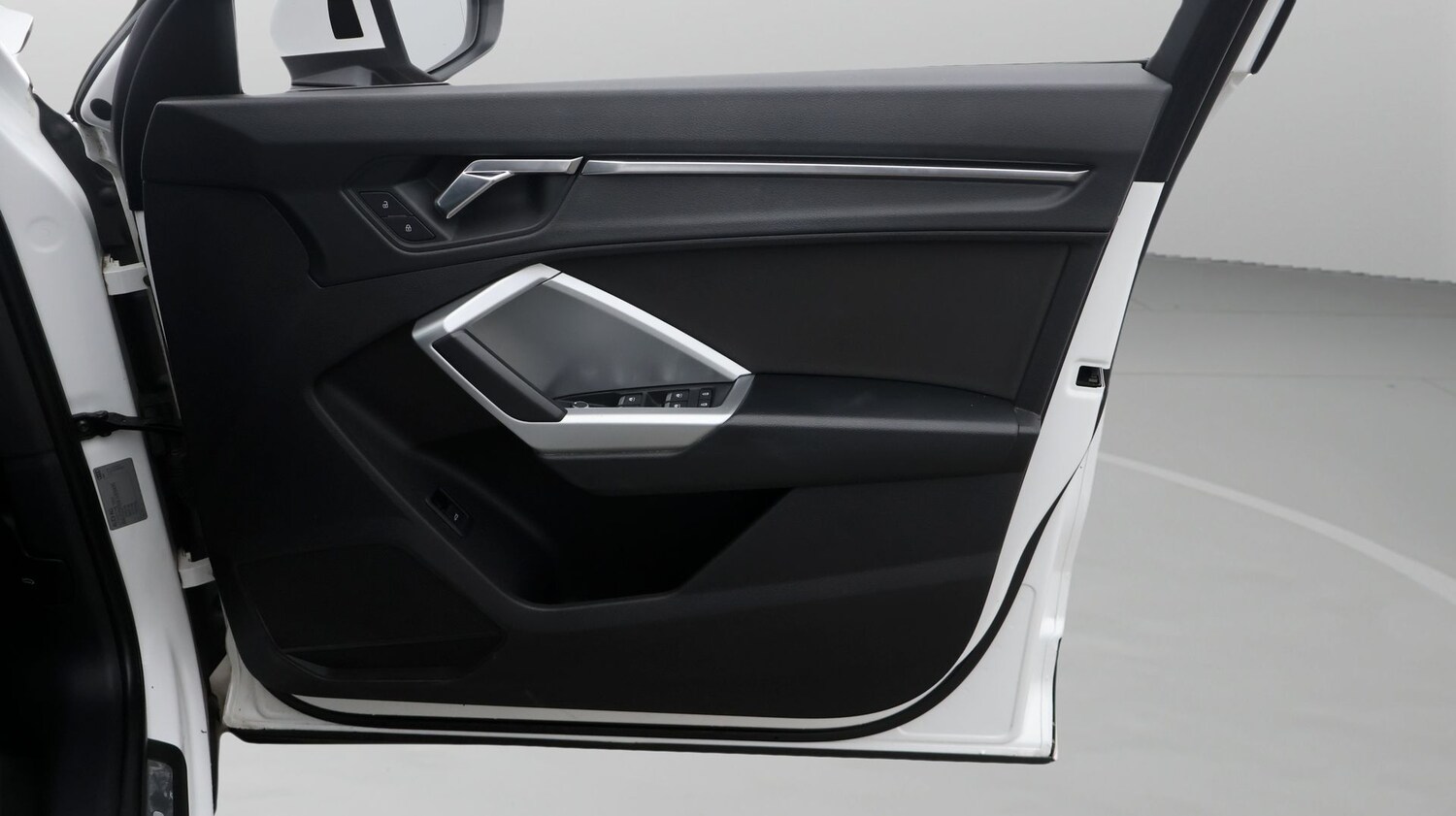 Used Audi Q3 2019 for sale - 77675877: Photo 15