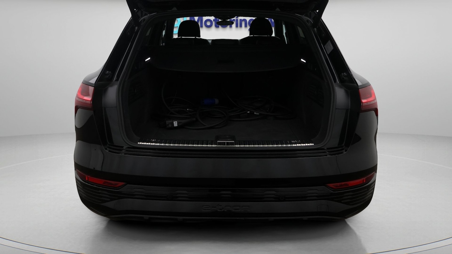 Used Audi Q8 2023 for sale - 77779509: Photo 17