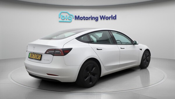 Used Tesla Model 3 2021 for sale - 76199865: Photo 8