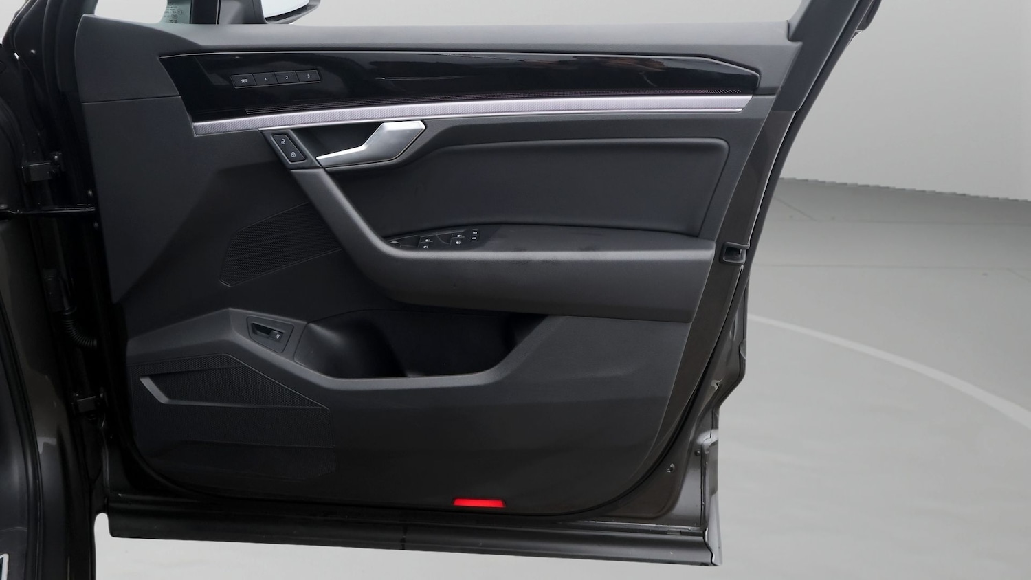 Used Volkswagen Touareg 2023 for sale - 77492306: Photo 15