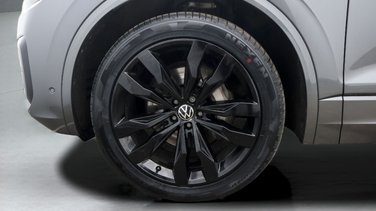 Used Volkswagen Touareg 2023 for sale - 77492306: Photo 18