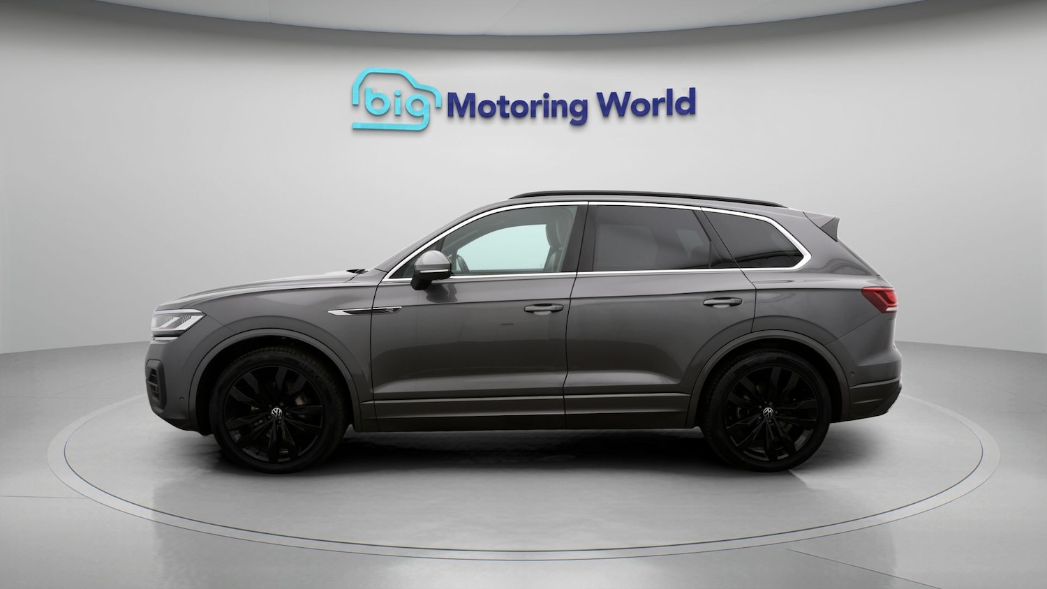 Used Volkswagen Touareg 2023 for sale - 77492306: Photo 4