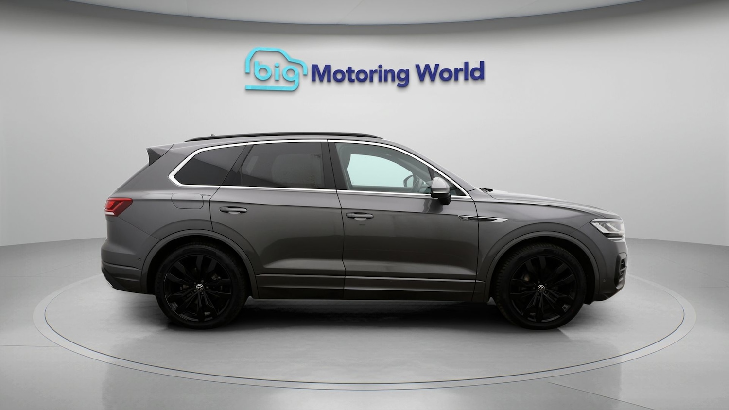 Used Volkswagen Touareg 2023 for sale - 77492306: Photo 8