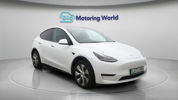 Used Tesla Model Y 2022 for sale - 76071816: Photo 2