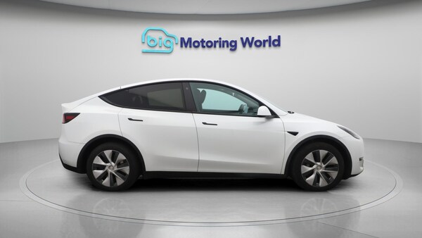 Used Tesla Model Y 2022 for sale - 76071816: Photo 9
