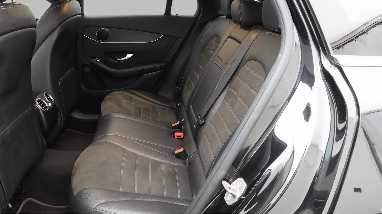 Used Mercedes-Benz GLC 2020 for sale - 76269808: Photo 17