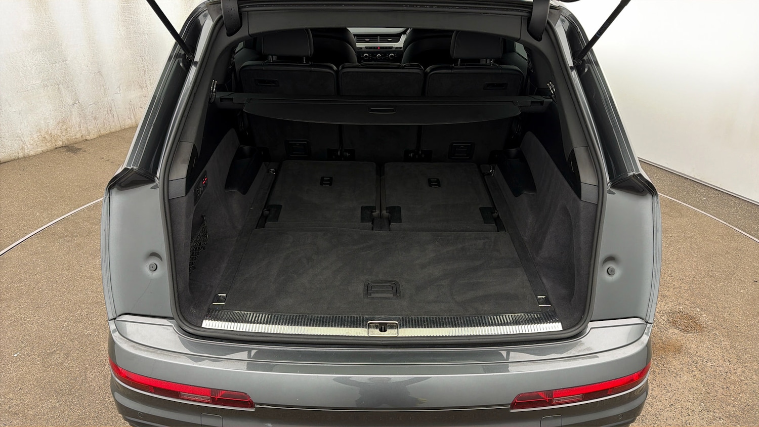 Used Audi Q7 2019 for sale - 77932853: Photo 16