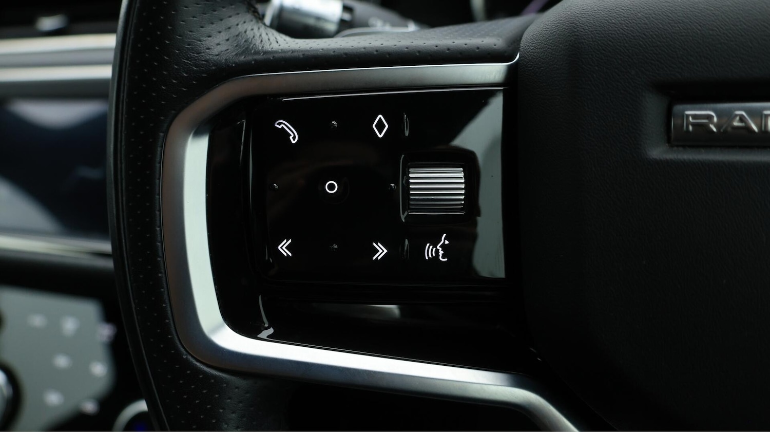 Used Land Rover Range Rover Evoque 2021 for sale - 76326242: Photo 25