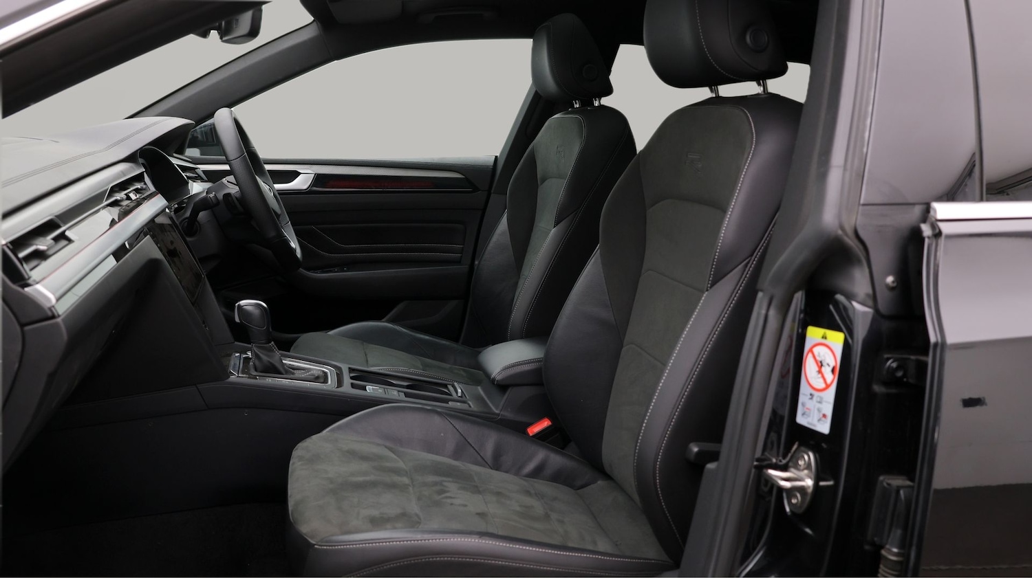 Used Volkswagen Arteon 2022 for sale - 77584705: Photo 14