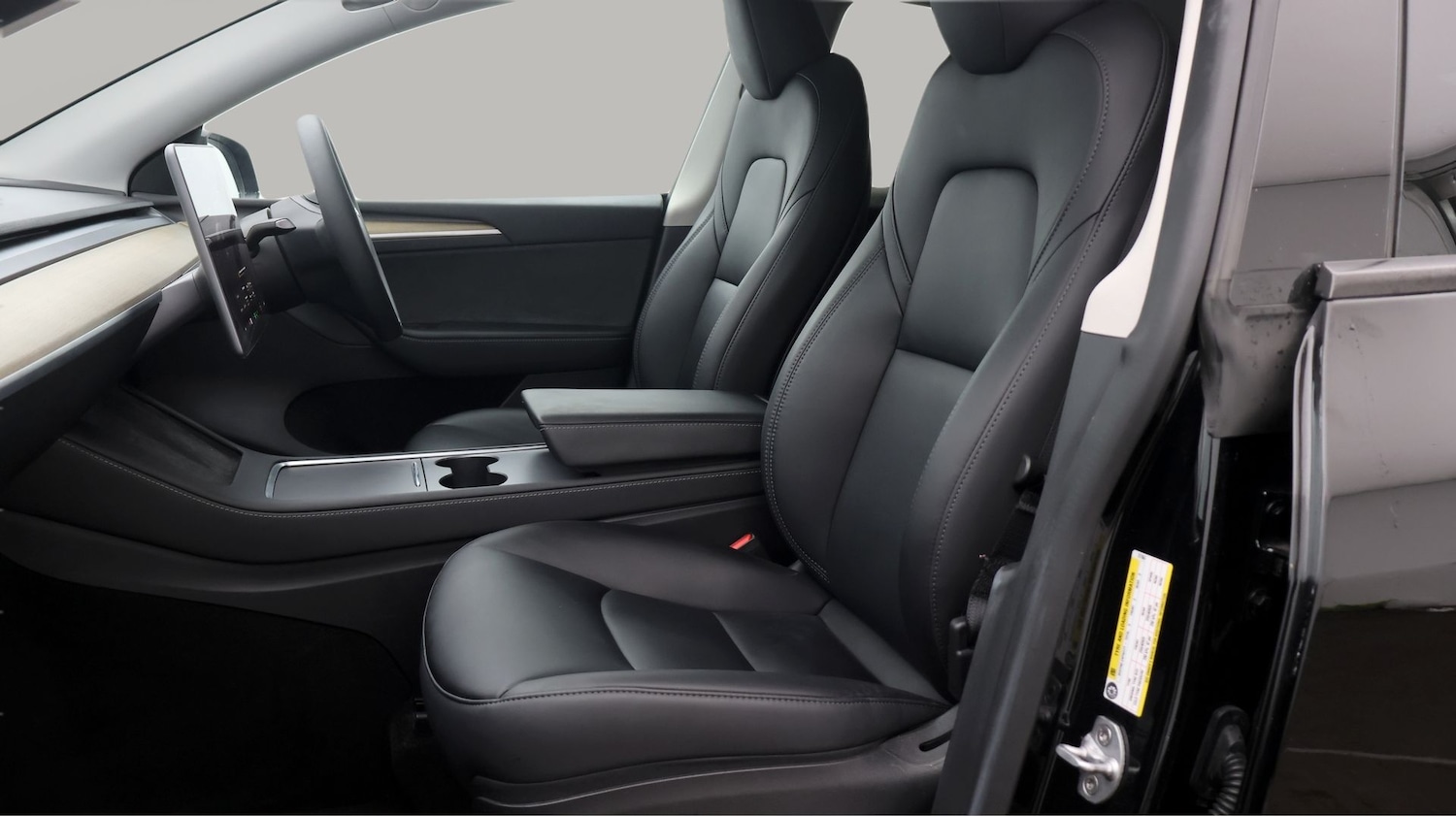 Used Tesla Model Y 2023 for sale - 77272235: Photo 14