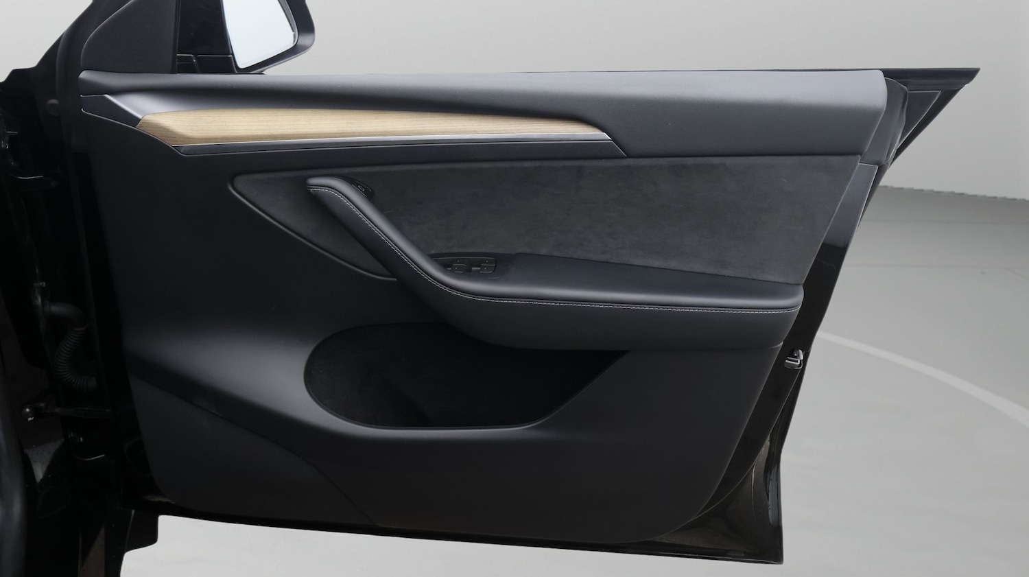 Used Tesla Model Y 2023 for sale - 77272235: Photo 15