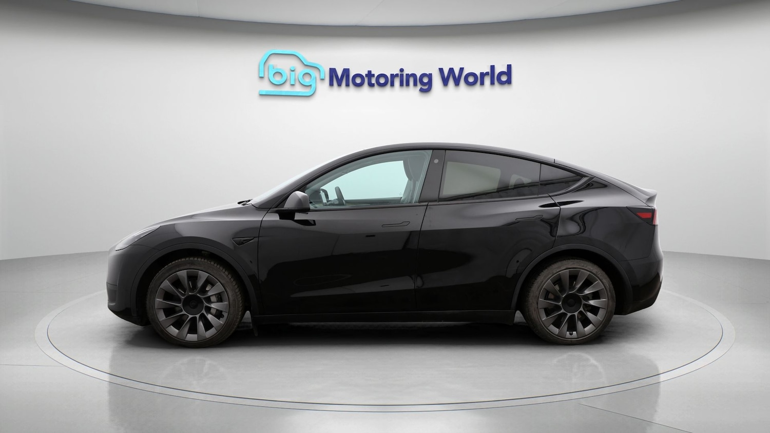 Used Tesla Model Y 2023 for sale - 77272235: Photo 4
