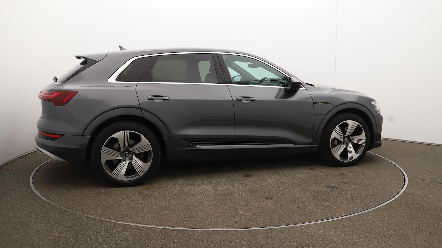 Used Audi e-tron 2022 for sale - 76753127: Photo 53