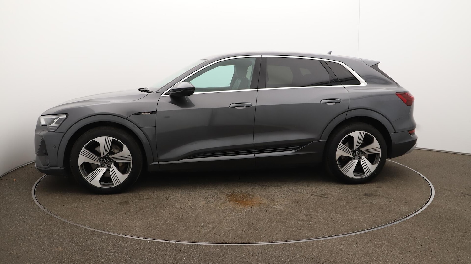 Used Audi e-tron 2022 for sale - 76753127: Photo 67