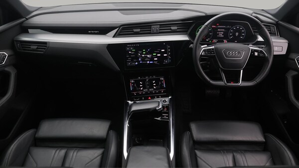 Used Audi e-tron 2021 for sale - 76317930: Photo 14
