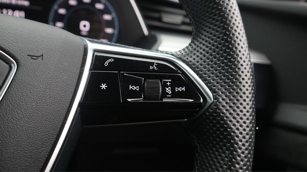 Used Audi e-tron 2021 for sale - 76317930: Photo 26