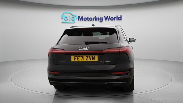 Used Audi e-tron 2021 for sale - 76317930: Photo 7