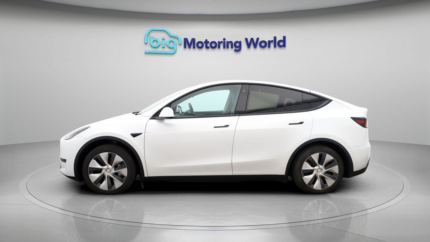 Used Tesla Model Y 2023 for sale - 76817455: Photo 4