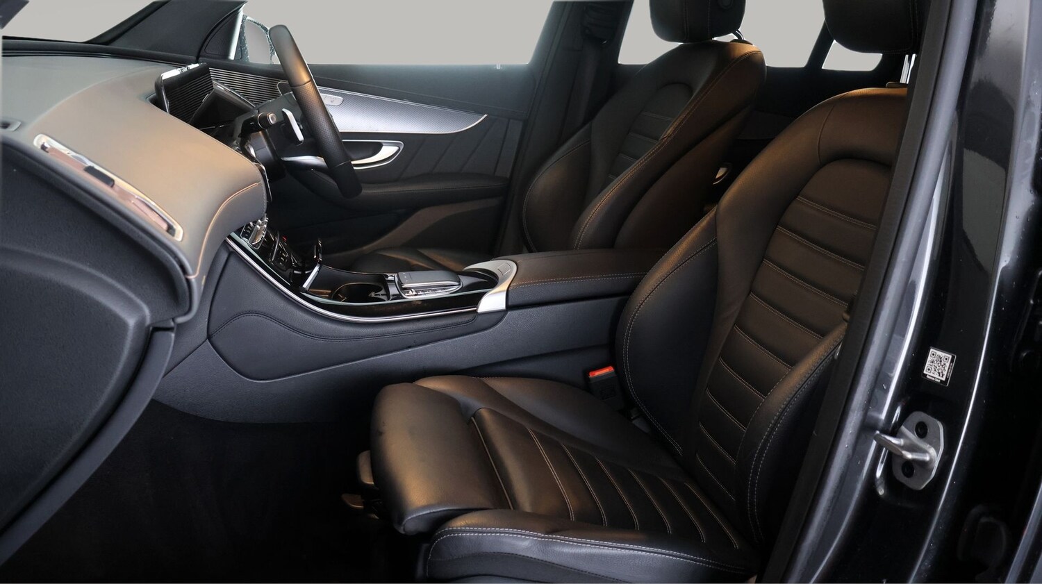 Used Mercedes-Benz EQC 2022 for sale - 77963016: Photo 14