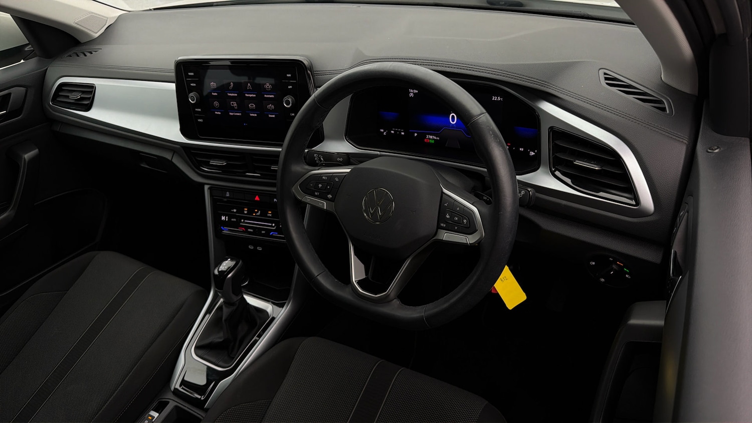 Used Volkswagen T-Roc 2023 for sale - 78196660: Photo 9