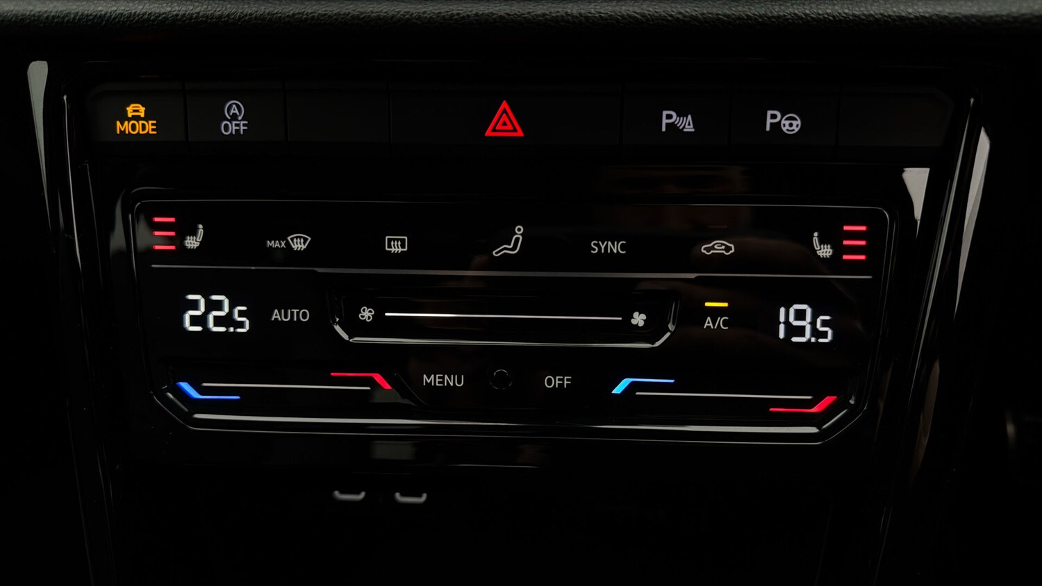 Used Volkswagen T-Roc 2023 for sale - 78159768: Photo 11