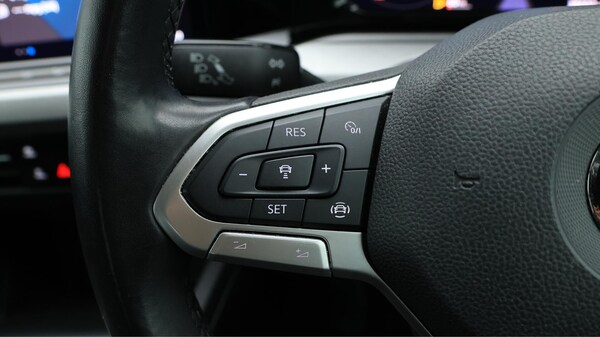 Used Volkswagen Golf 2022 for sale - 76239321: Photo 24