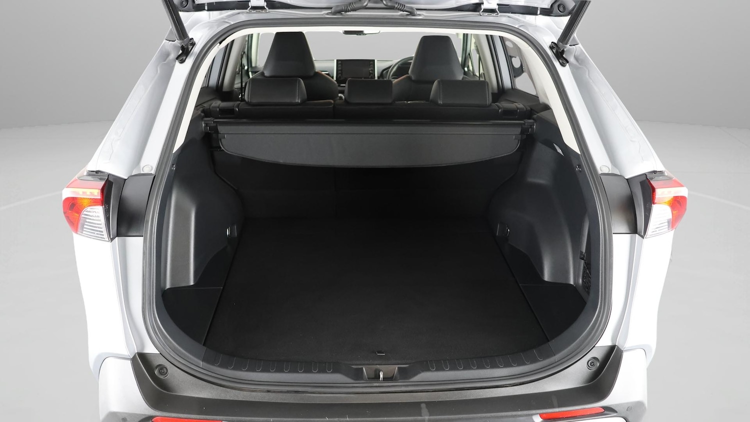 Used Toyota RAV4 2020 for sale - 76633780: Photo 18