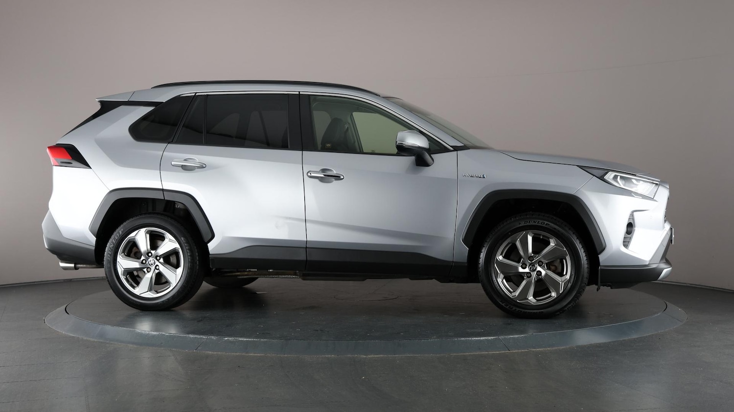 Used Toyota RAV4 2020 for sale - 76633780: Photo 64