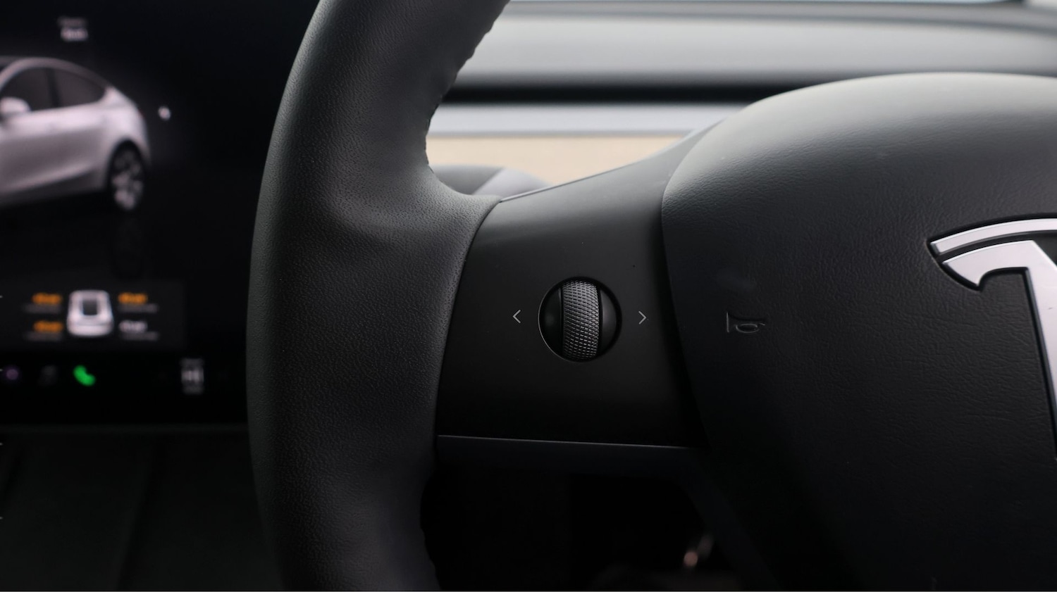 Used Tesla Model Y 2023 for sale - 77181992: Photo 21