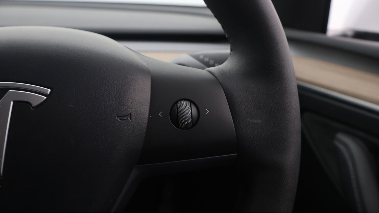 Used Tesla Model Y 2023 for sale - 77181992: Photo 25