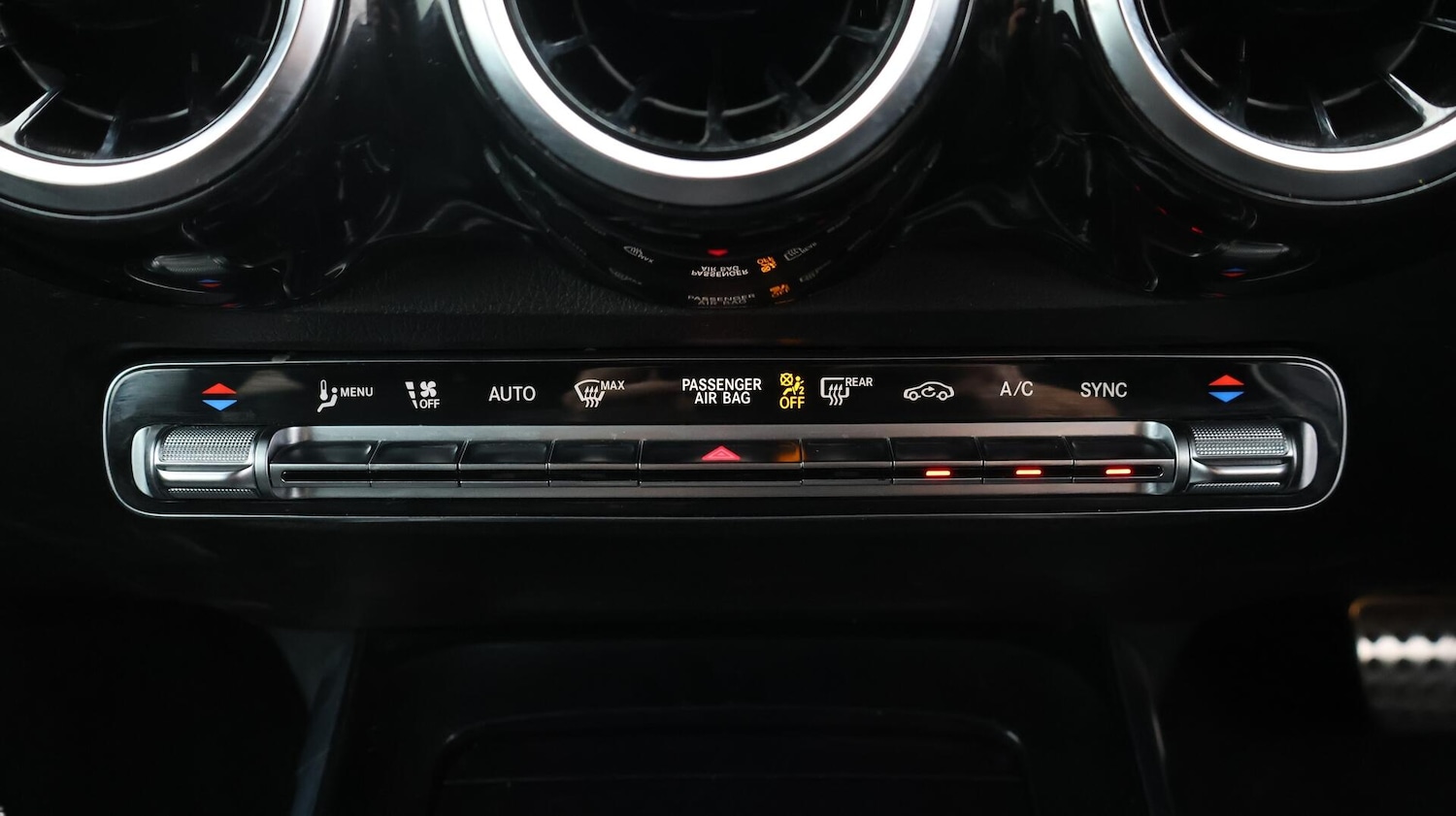 Used Mercedes-Benz GLB 2021 for sale - 76381012: Photo 12