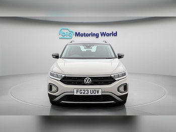 Used Volkswagen T-Roc 2023 for sale - 78788701: Photo