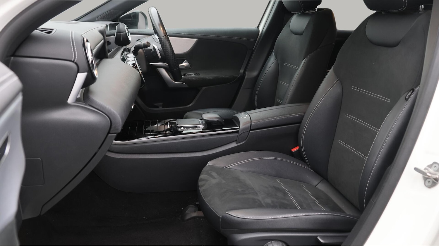 Used Mercedes-Benz A-Class 2021 for sale - 76562549: Photo 15