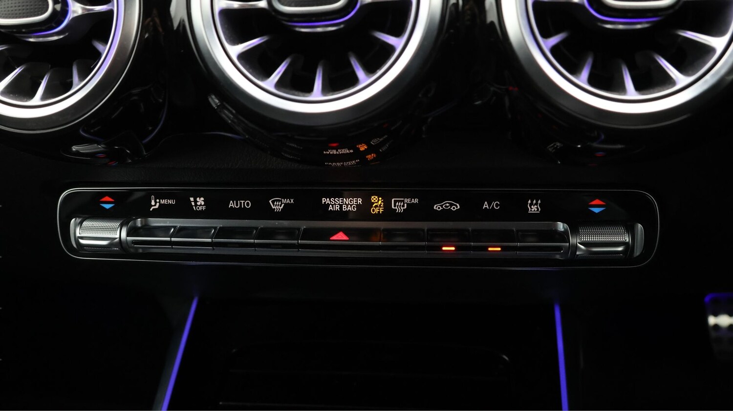 Used Mercedes-Benz EQB 2023 for sale - 77516639: Photo 12