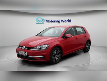 Used Volkswagen Golf 2018 for sale - 75927197: Photo