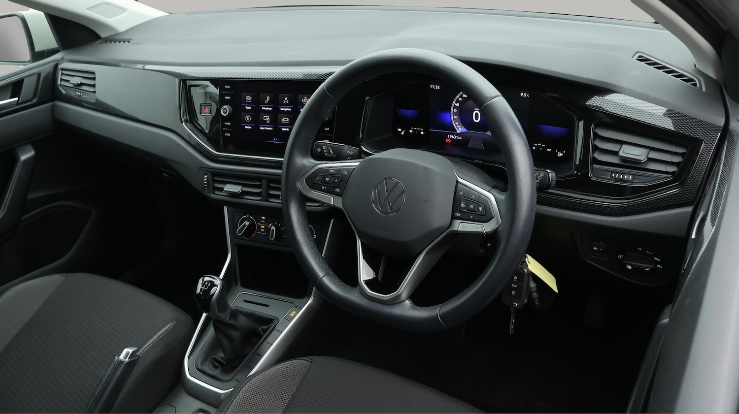 Used Volkswagen Polo 2023 for sale - 76370497: Photo 10