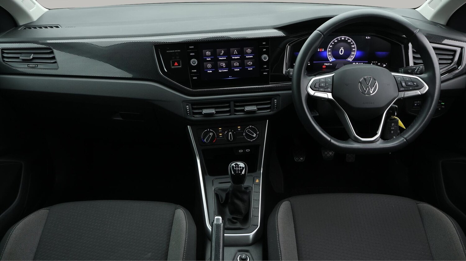 Used Volkswagen Polo 2023 for sale - 76370497: Photo 14
