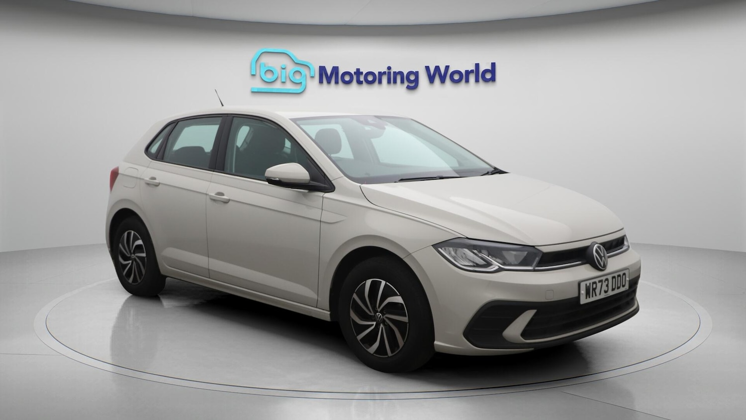 Used Volkswagen Polo 2023 for sale - 76370497: Photo 2