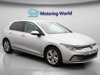 Volkswagen - Golf